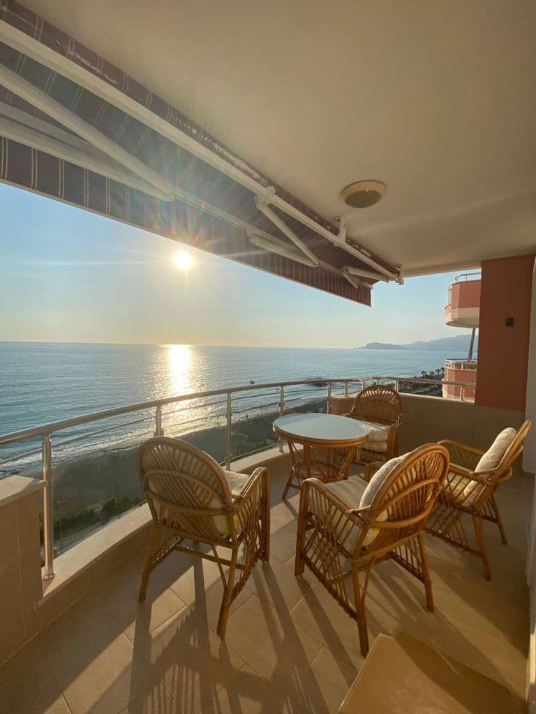 2-Bedroom (2+1) Apartment with Sea View in Mahmutlar, Alanya